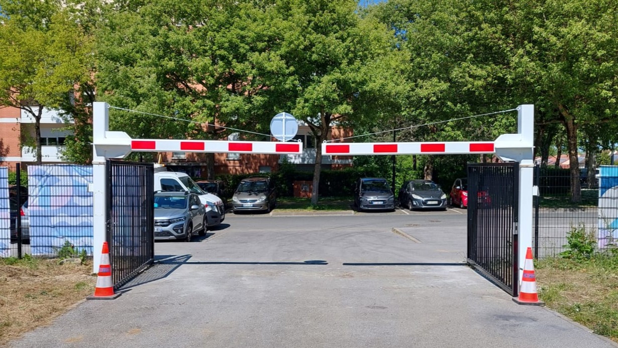 Portique elancourt